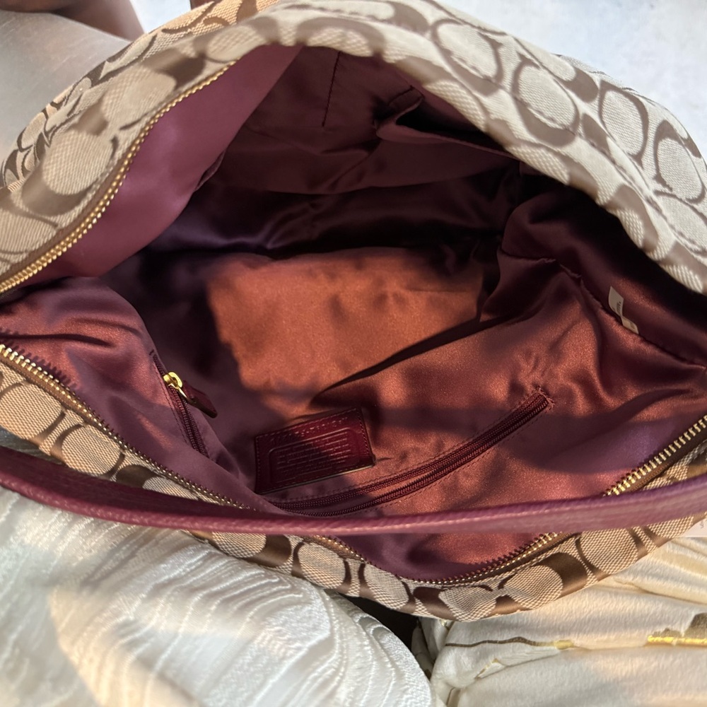 Coach Signature Canvas Shoulder Bag in Beige with Burgundy Trim - Picture 4 of 7